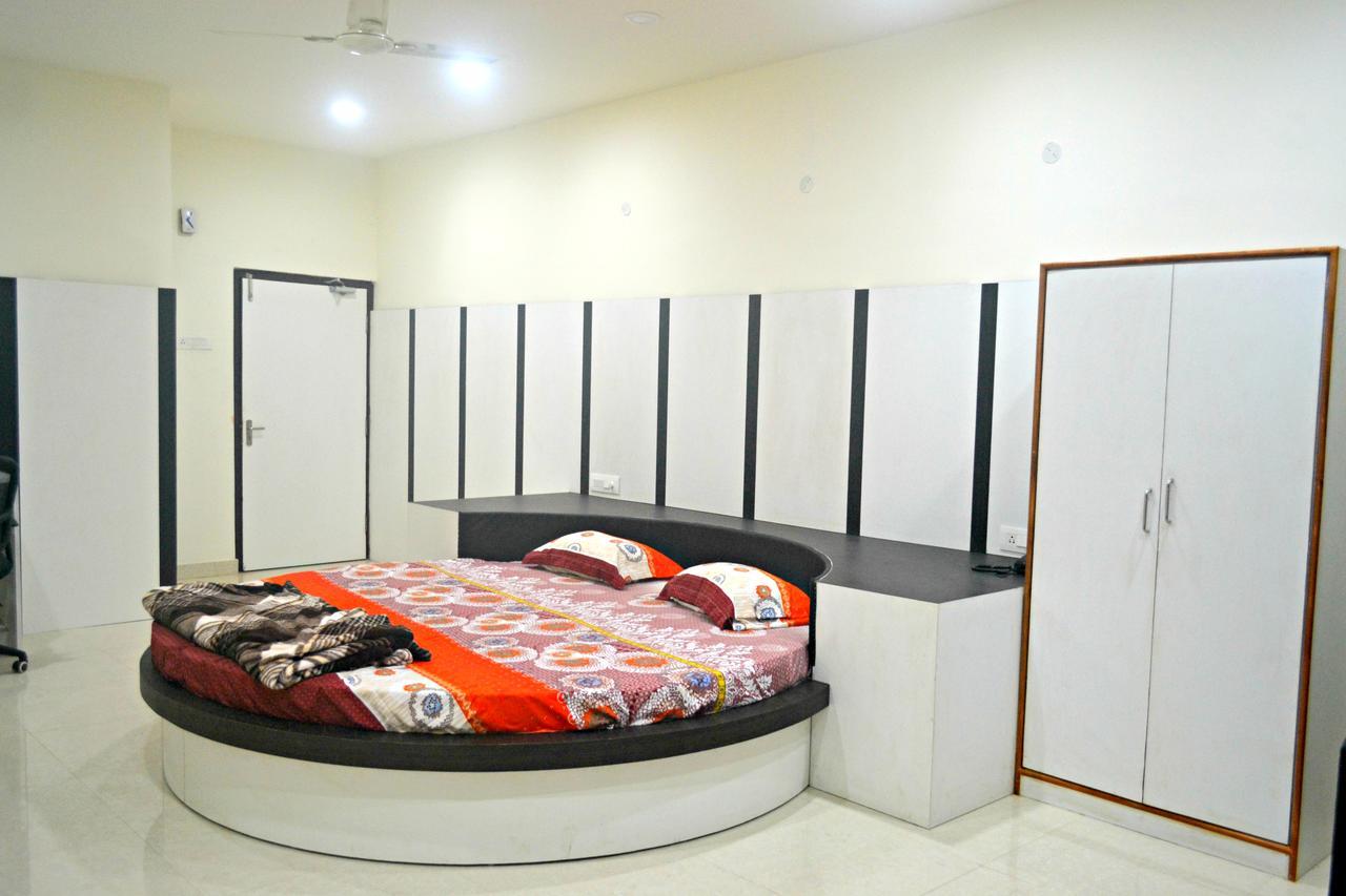 Hotel Bhammars Balangir Habitación foto